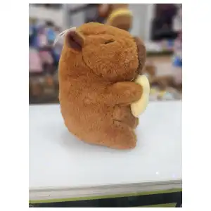 Capybara con pollito miniatura 2